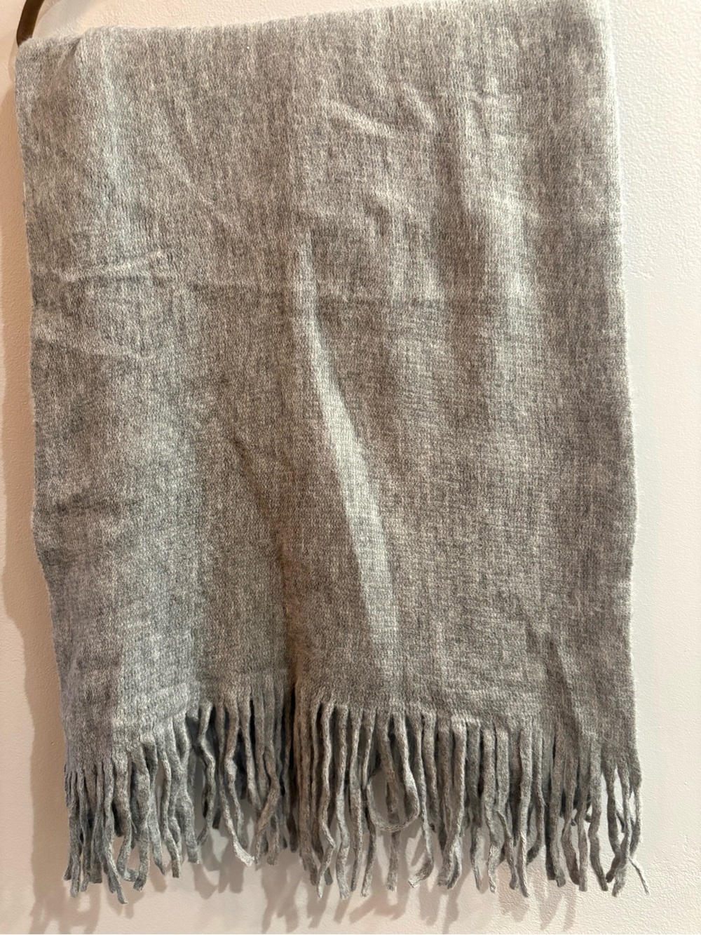 Barnes And Noble Winter Collection Gray Scarf NWT